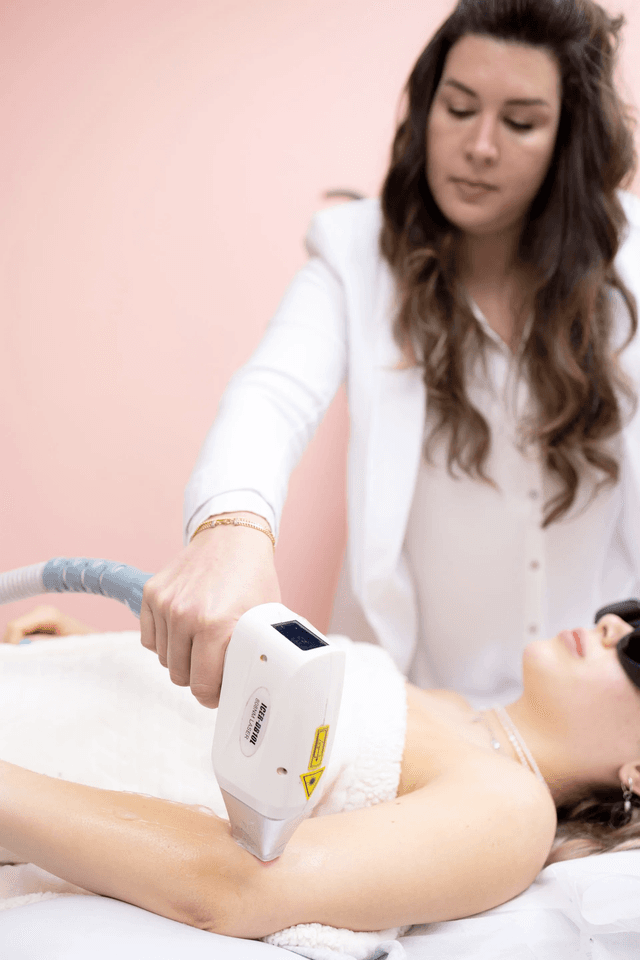 הסרת שיער בלייזר (Alma REJUVE)